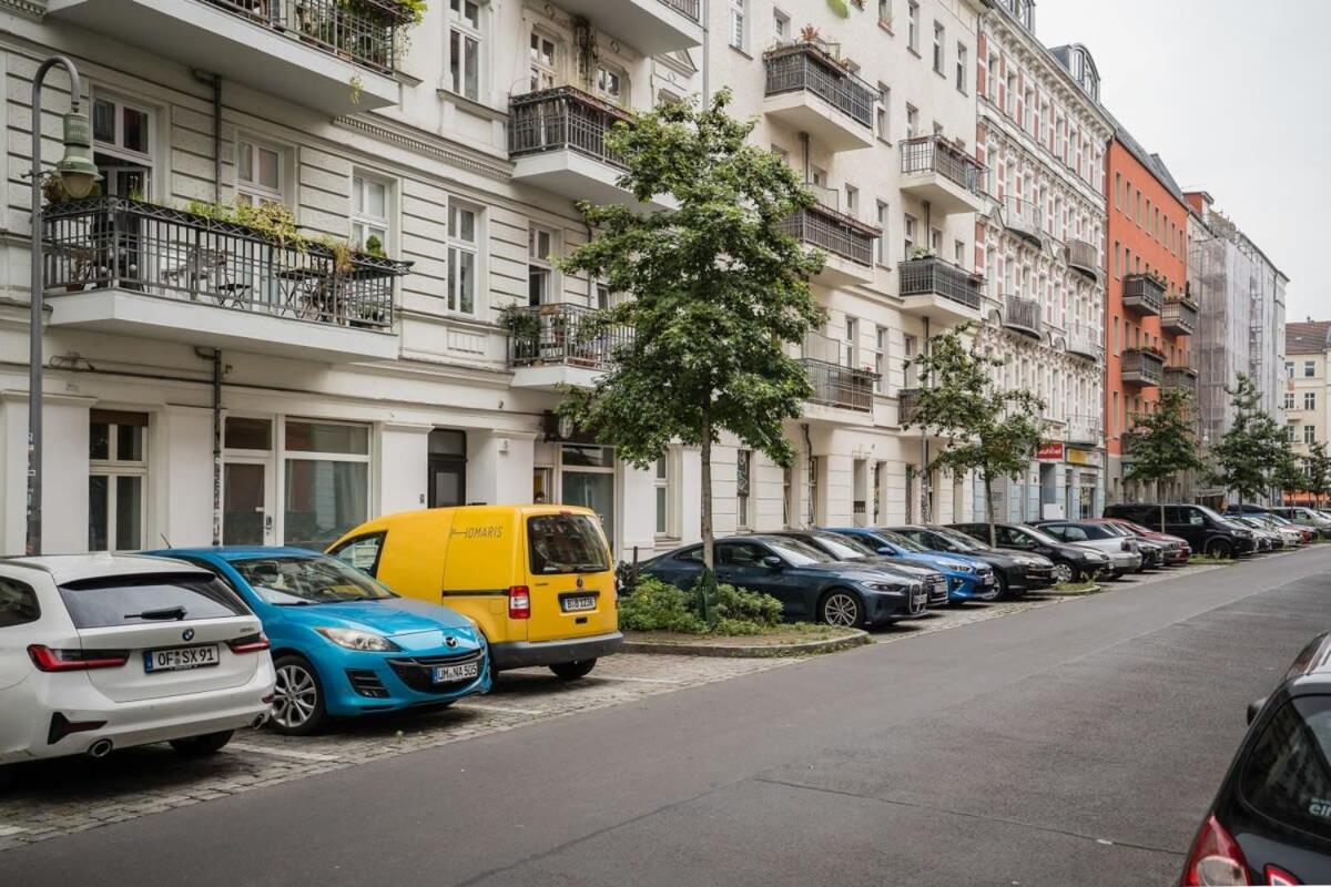 Spacious 3br Ac Self Check-in Street Parking Berlijn